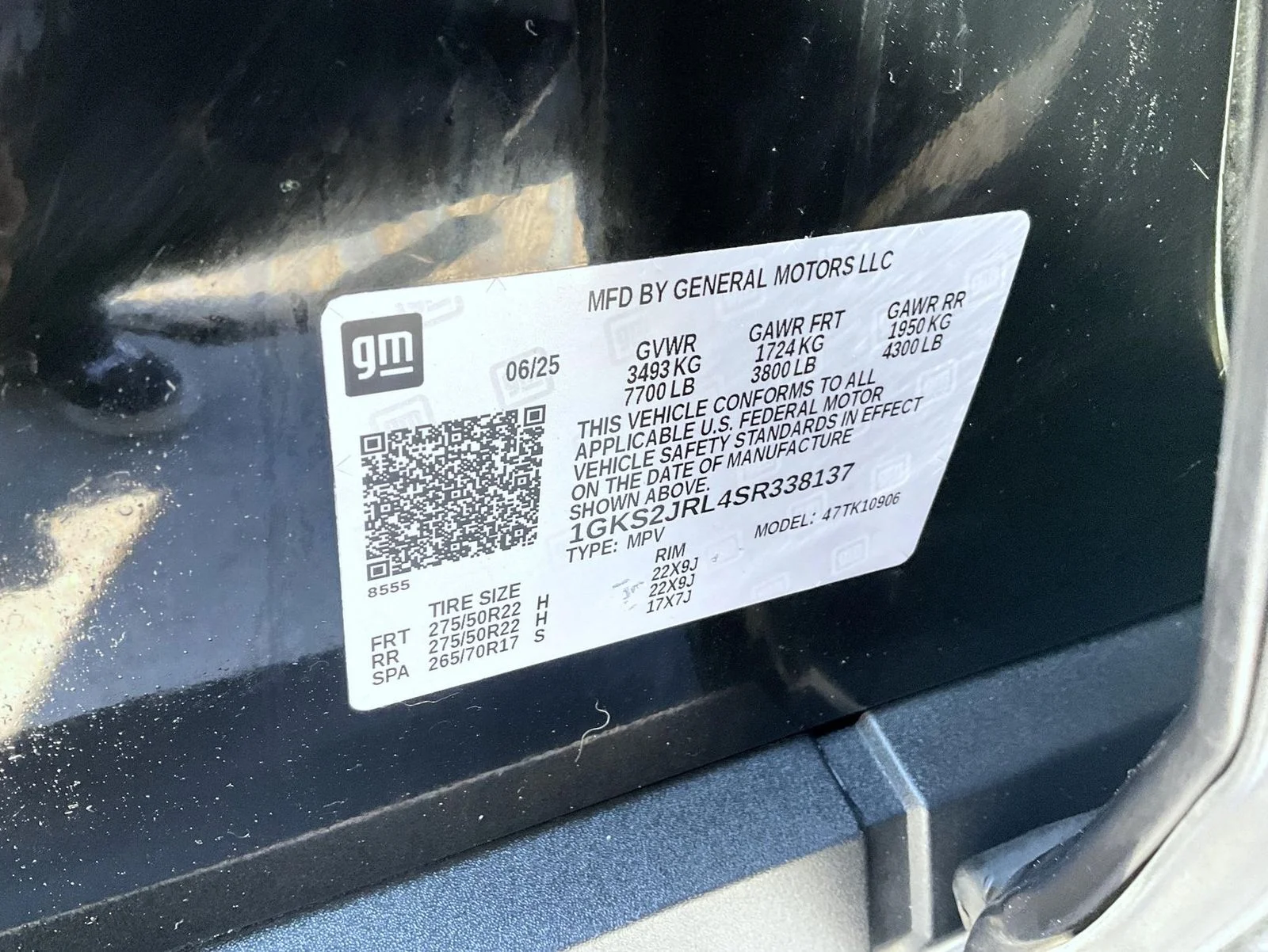 Used 2025 Black GMC Denali image 25