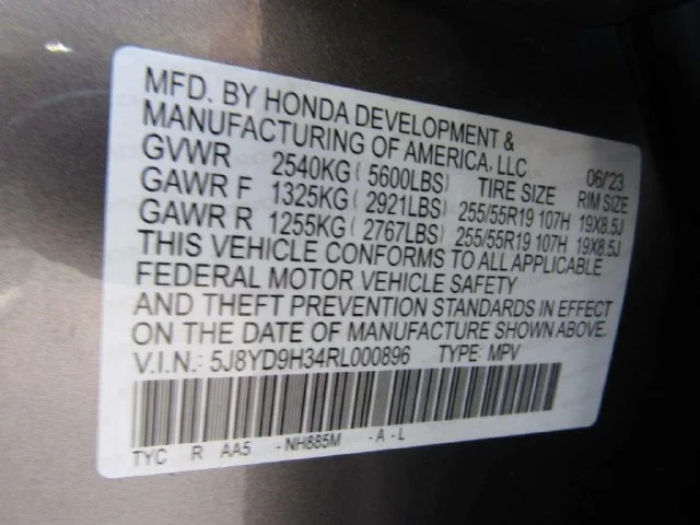 Used 2024 Liquid Carbon Metallic Acura 3.5L image 30