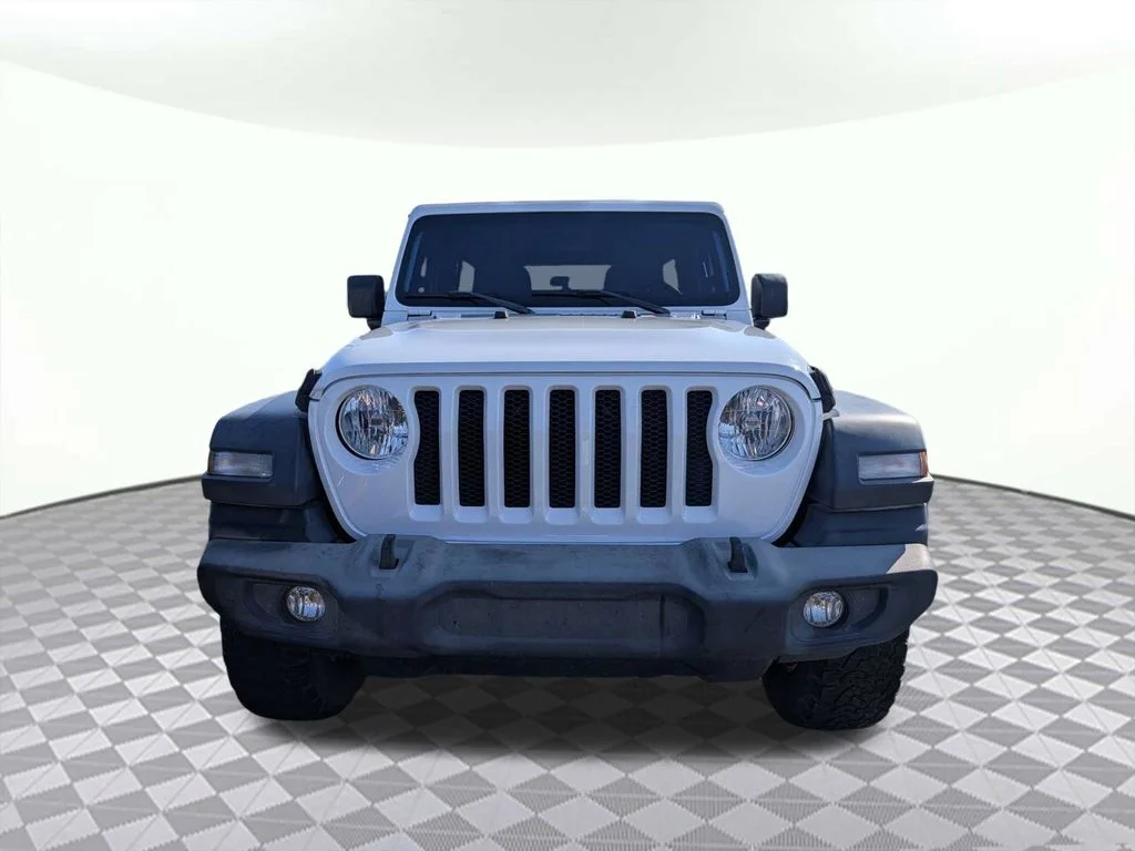 Used 2020 White Jeep Unlimited Sport image 8