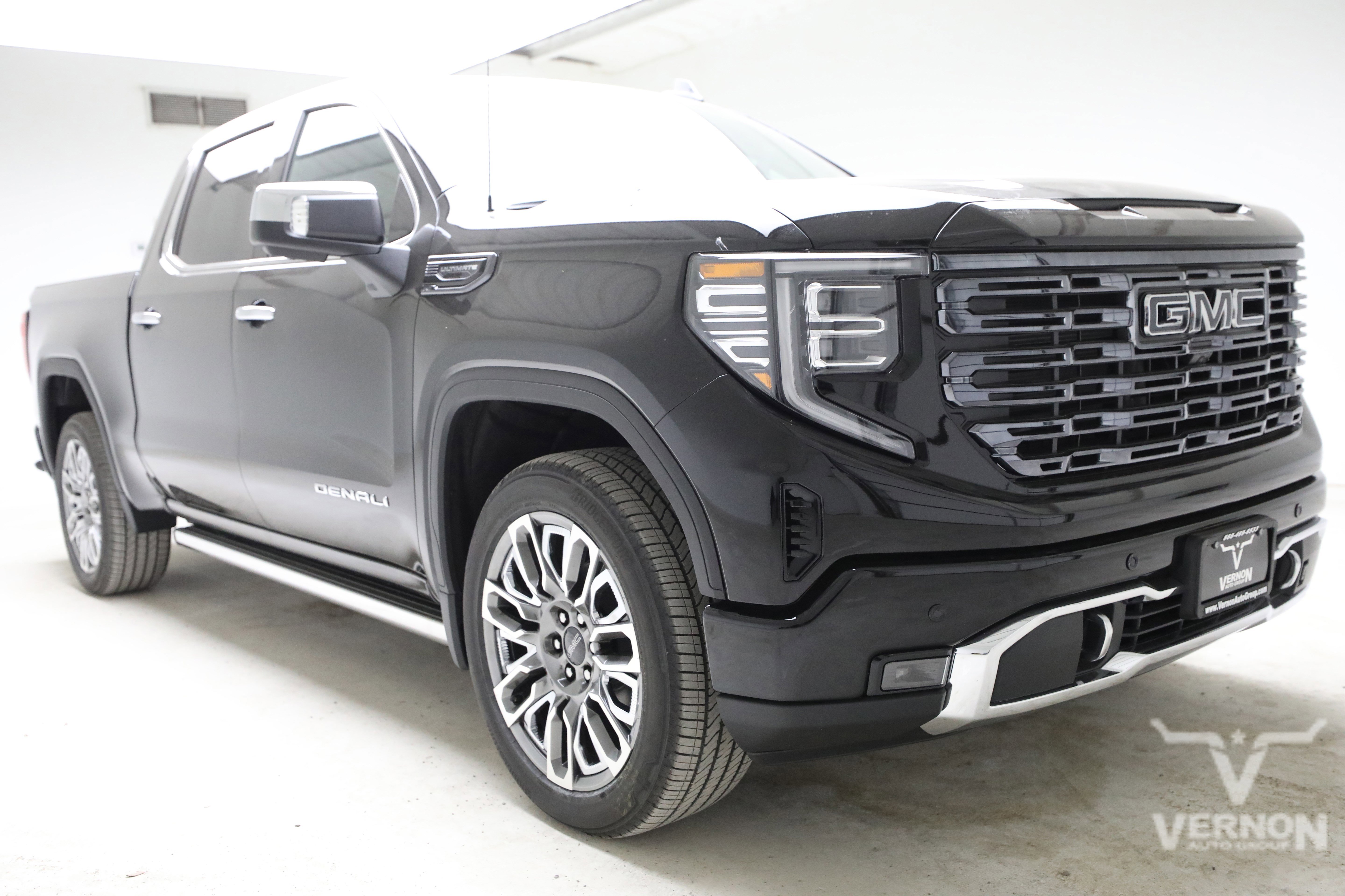 New 2026 Onyx Black GMC N image 7