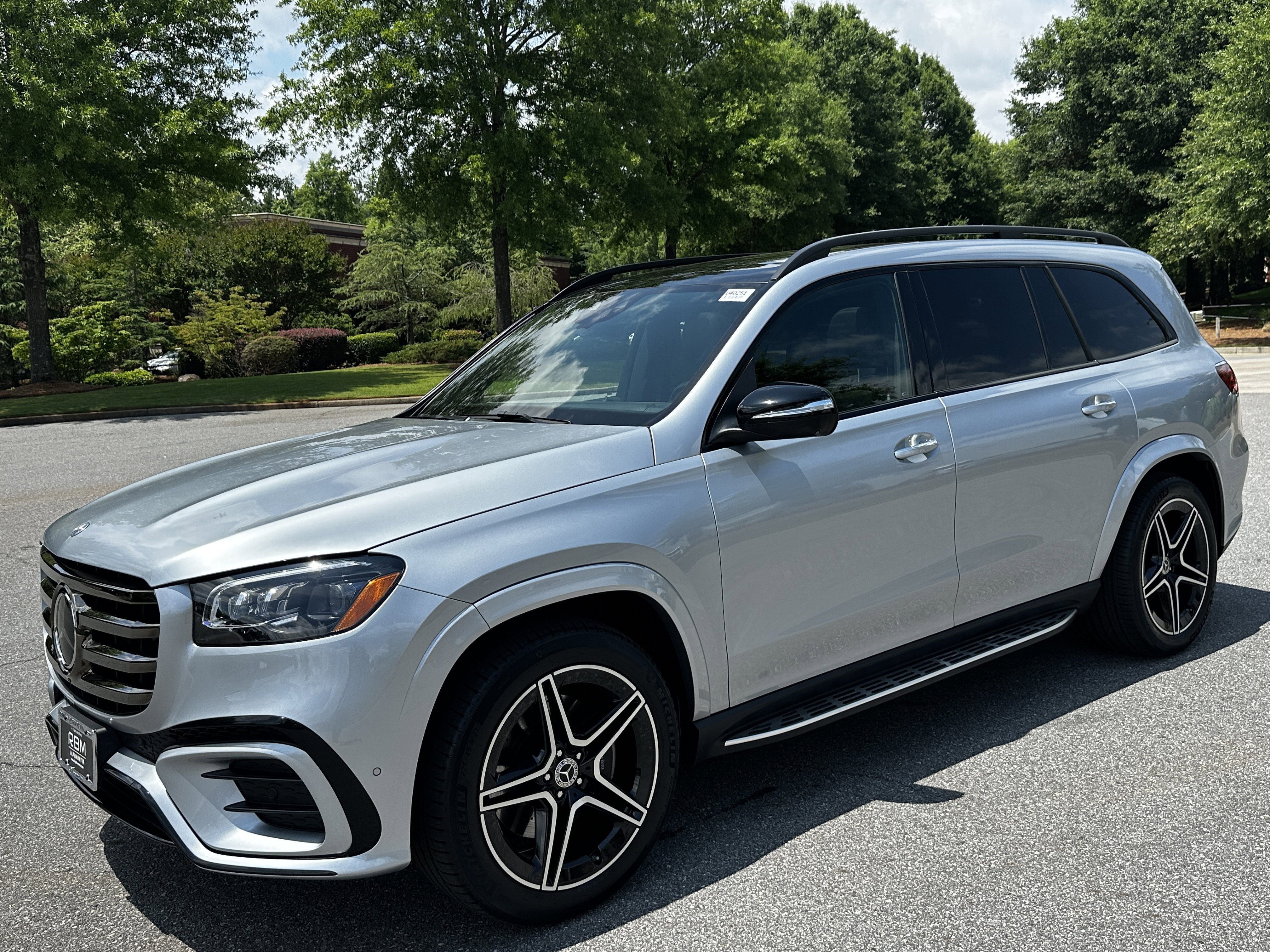 Certified Used 2025 Silver Mercedes-Benz GLS 450 image 4