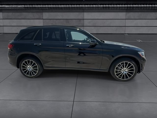 Used 2022 Black Mercedes-Benz GLC 300 image 9