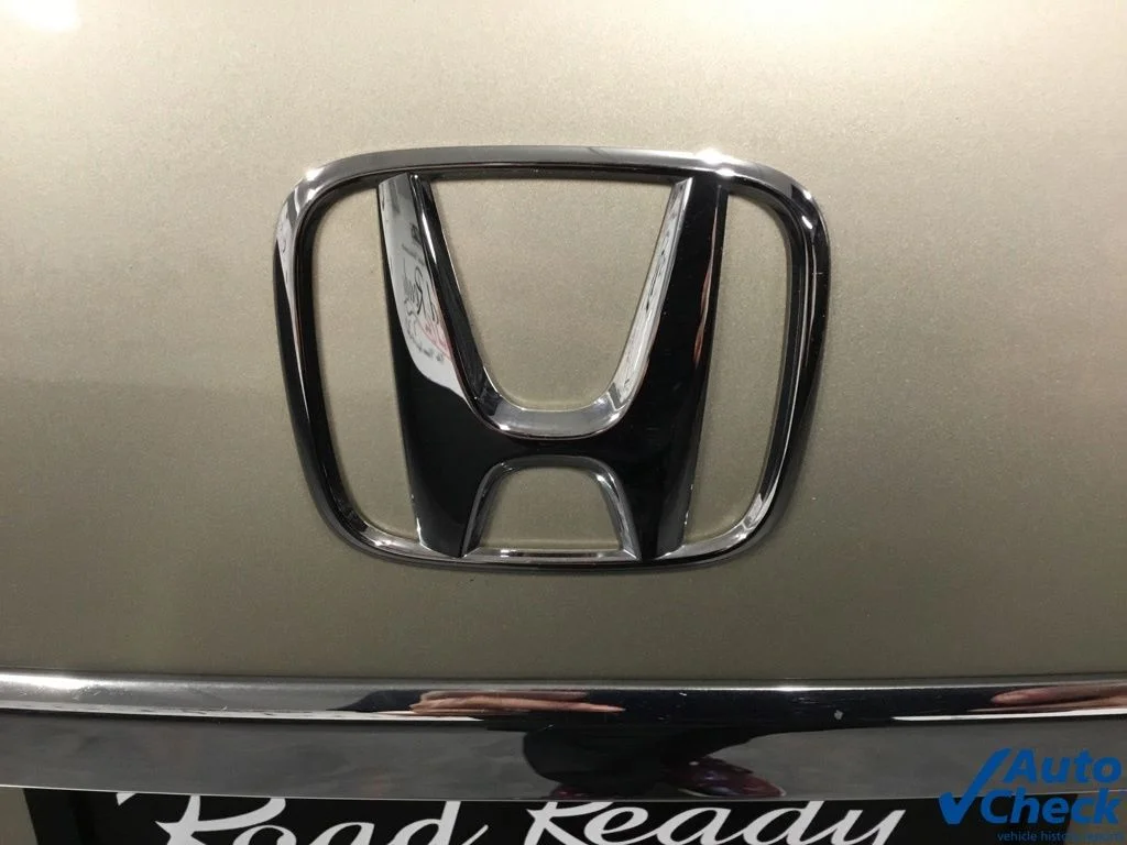 Used 2017 Beige Honda EX-L image 13