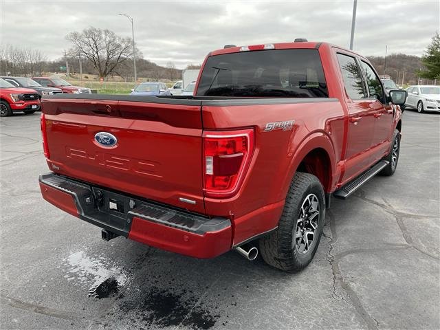 Used 2023 Hot Pepper Red Tinted Clearcoat Ford XLT image 46