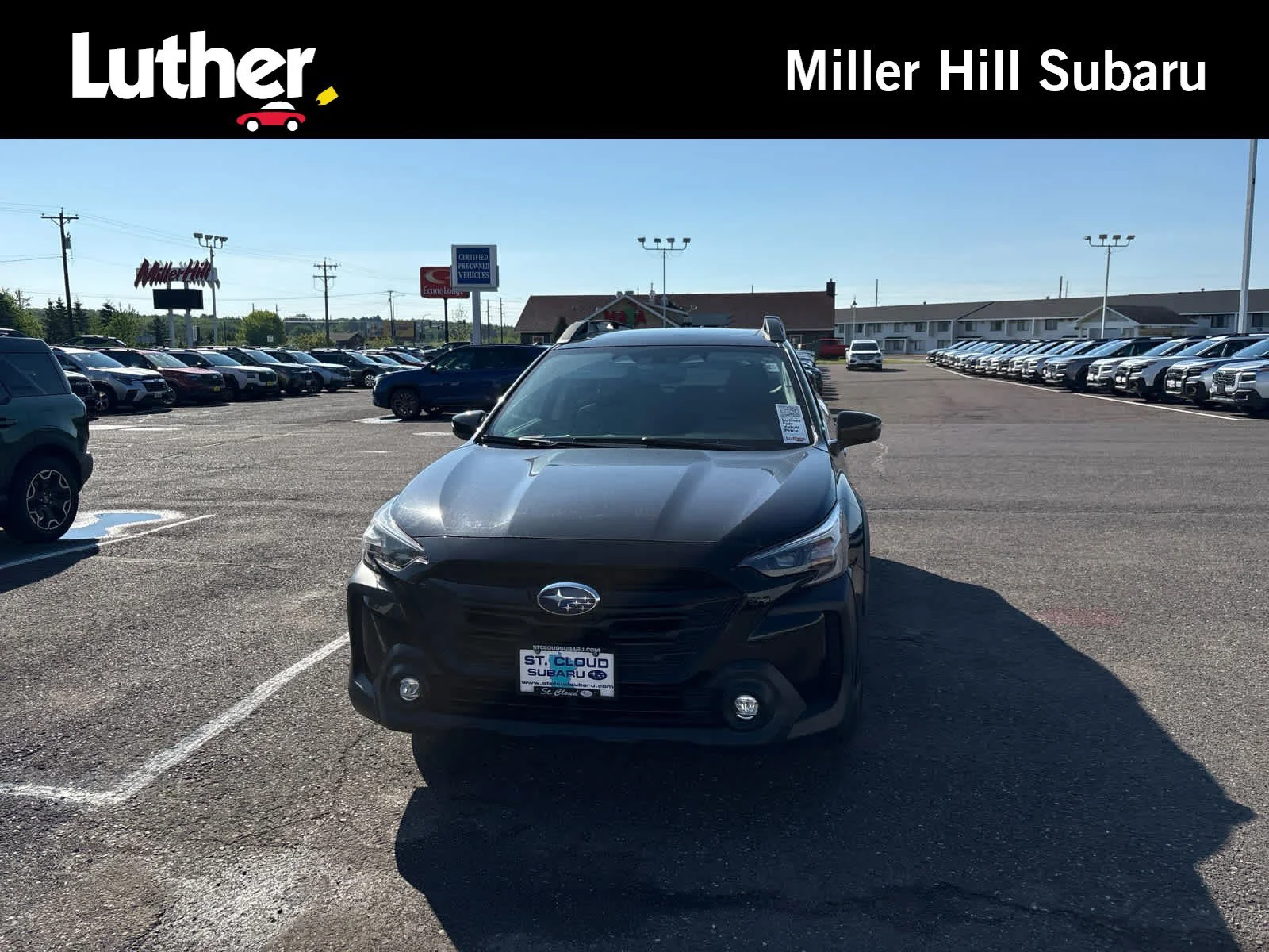 2024 Subaru Outback Onyx Edition XT's photo