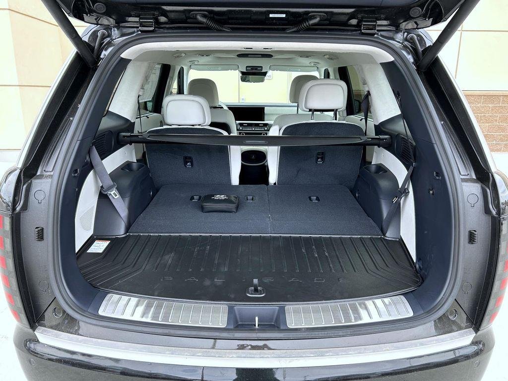 New 2026 Black Hyundai Calligraphy AWD image 9