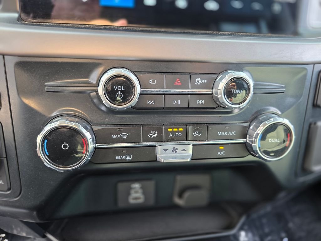 2025 Ford F-150 XLT - Photo 27