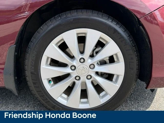 Used 2013 Red Honda EX-L image 10