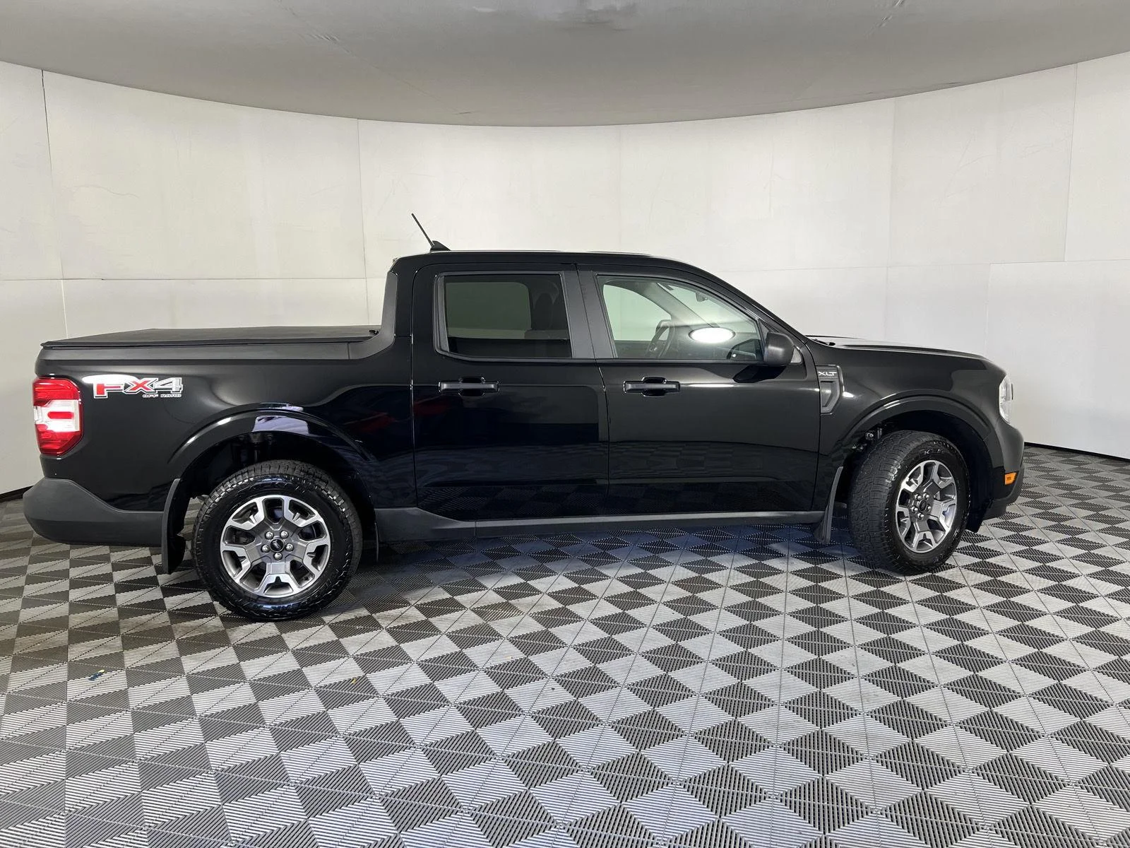 Used 2024 Shadow Black Ford  image 10