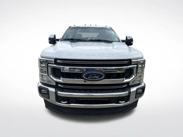 Certified Used 2022 White Ford XLT image 3