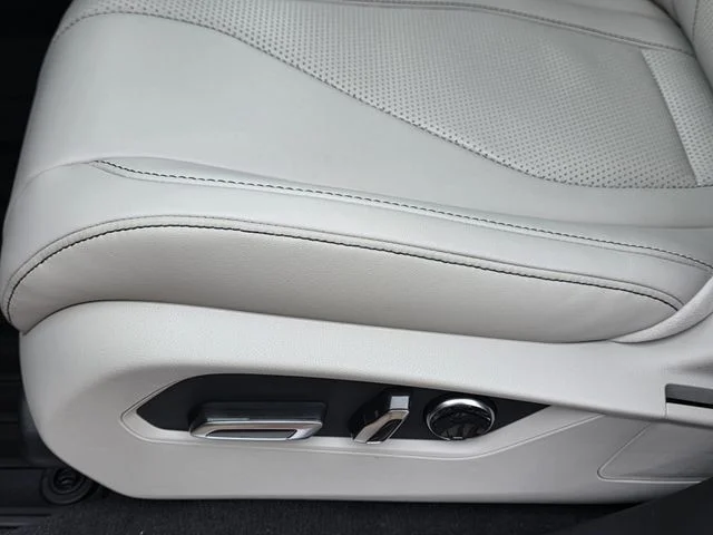 New 2026 Performance Red Pearl Acura w/Technology Package image 17