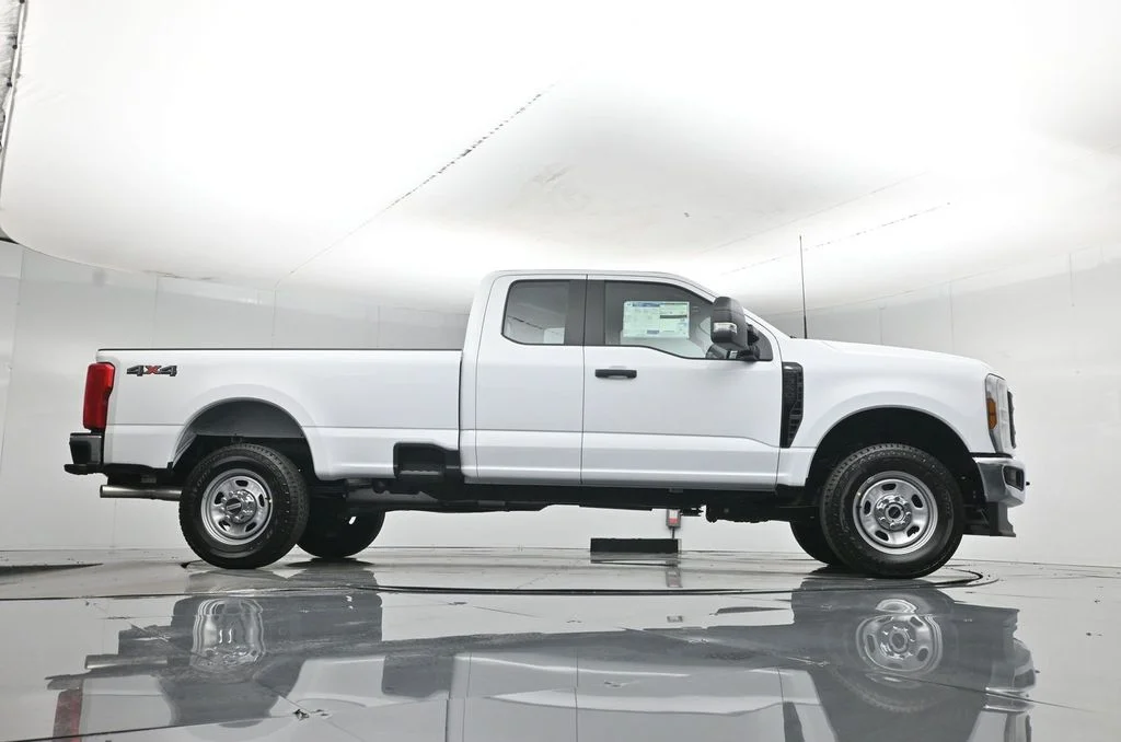 New 2027 White Ford XL image 45
