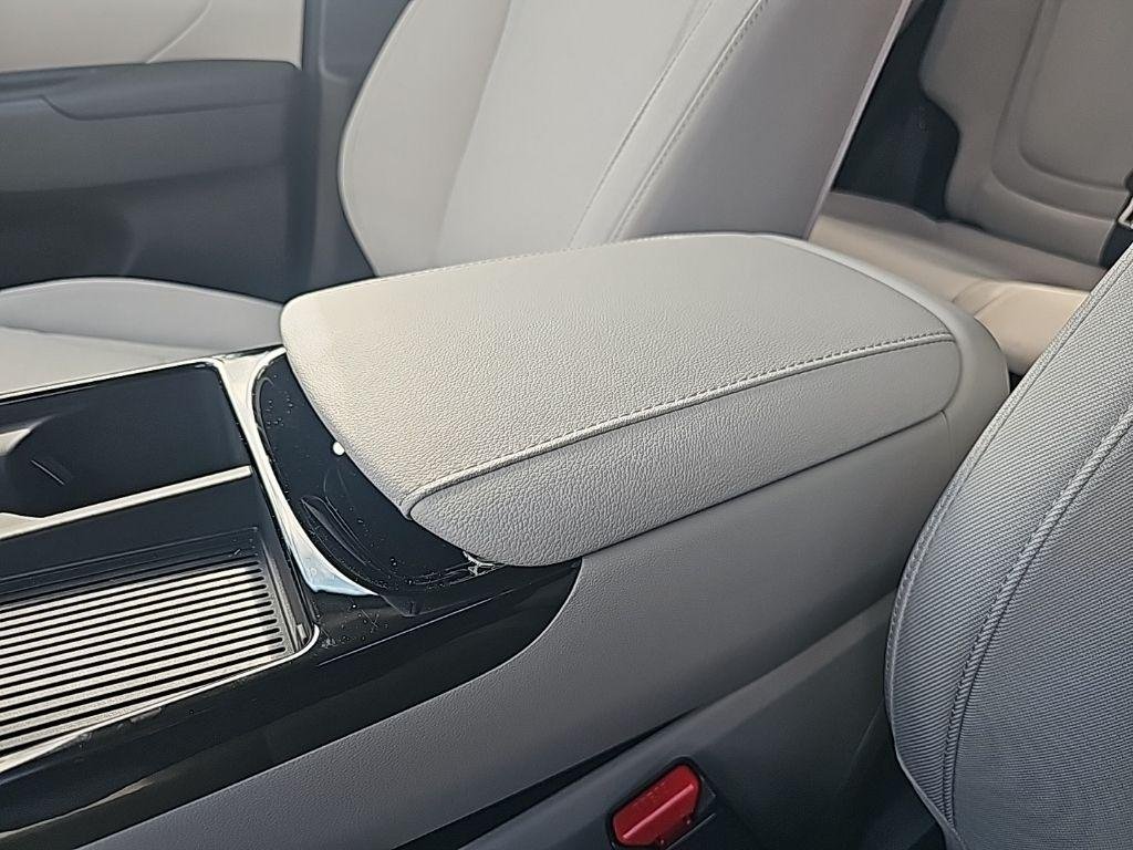 New 2026 Blue Hyundai SEL AWD image 23