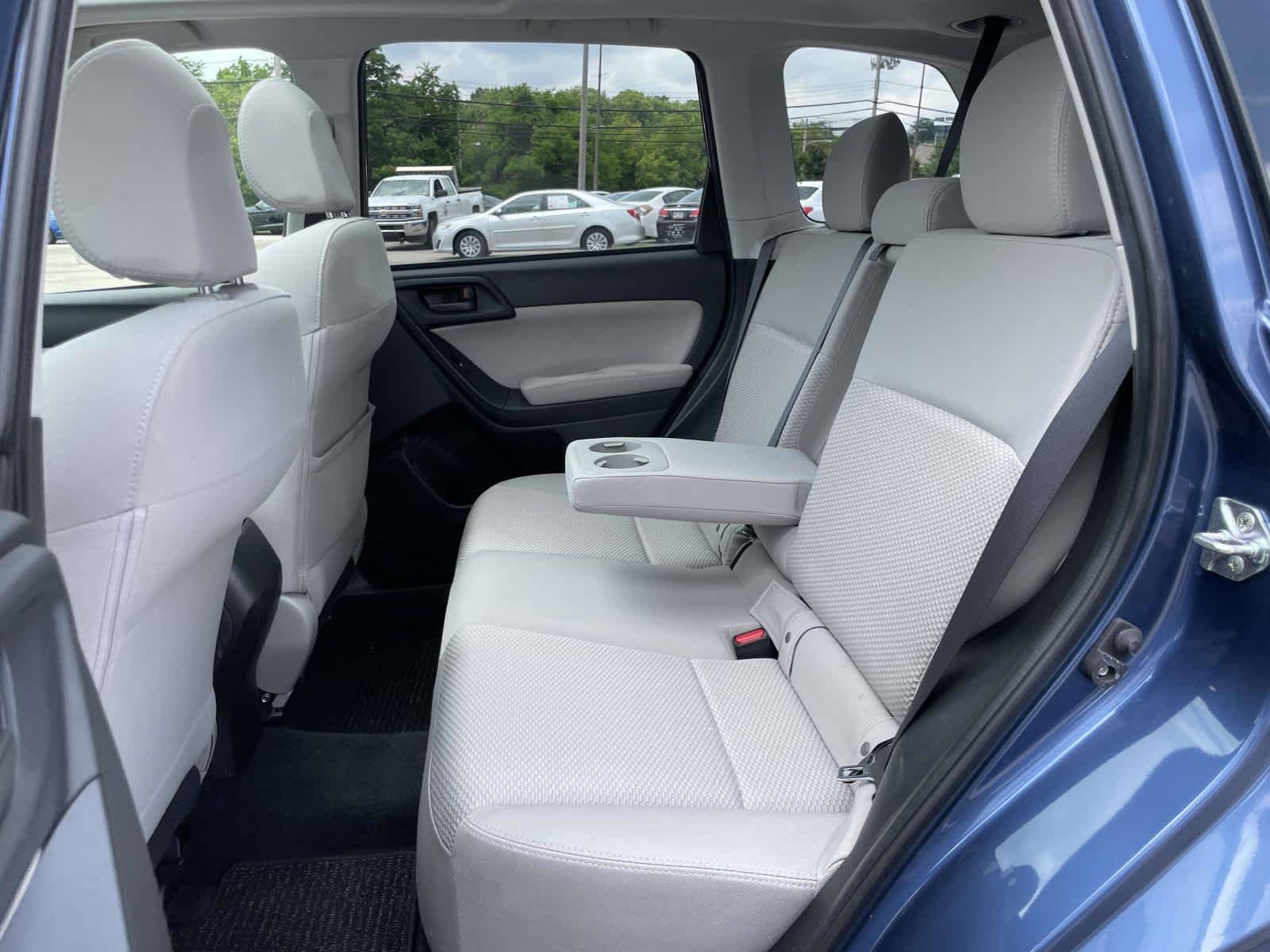 Used 2014 Marine Blue Pearl Subaru 2.5i Premium image 19
