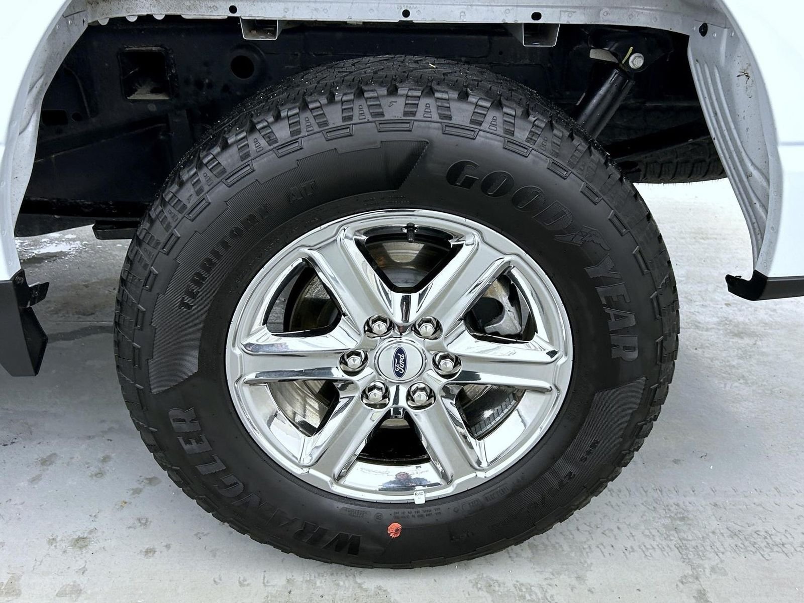 Used 2025 White Ford XLT image 22