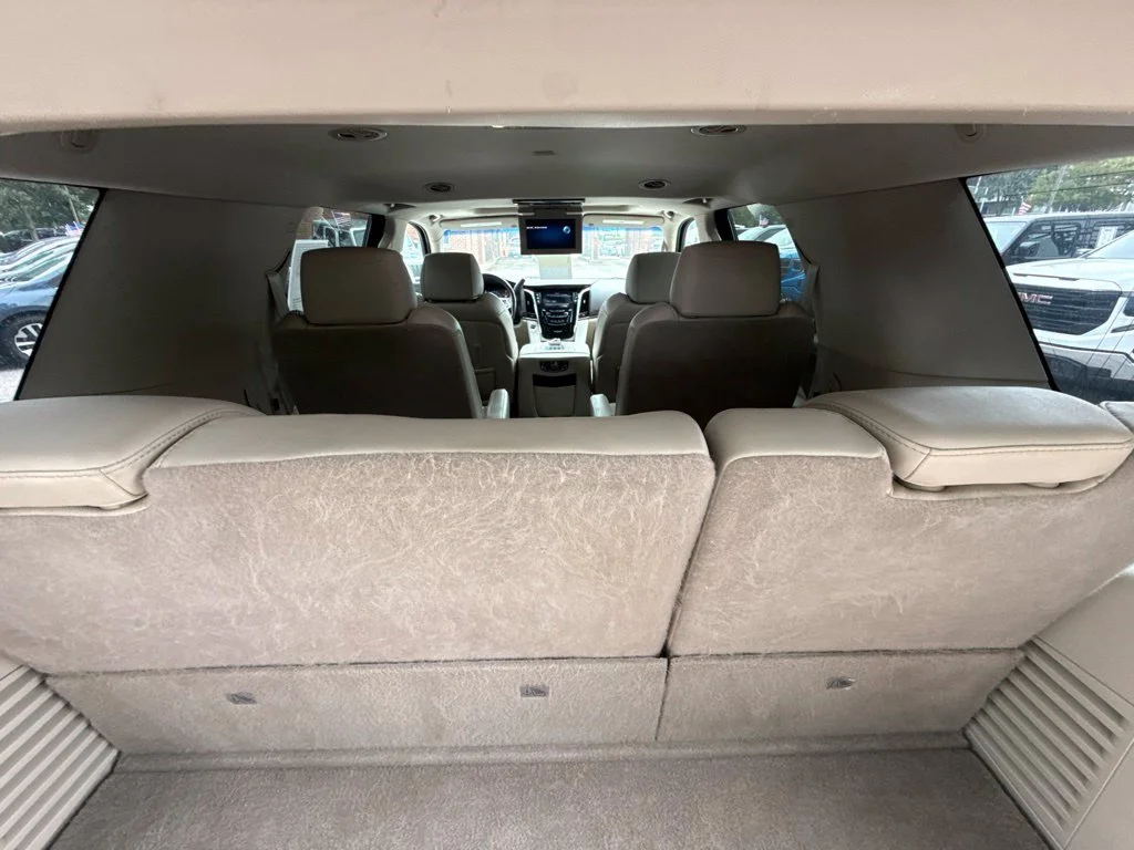 Used 2017 White Cadillac Luxury image 8