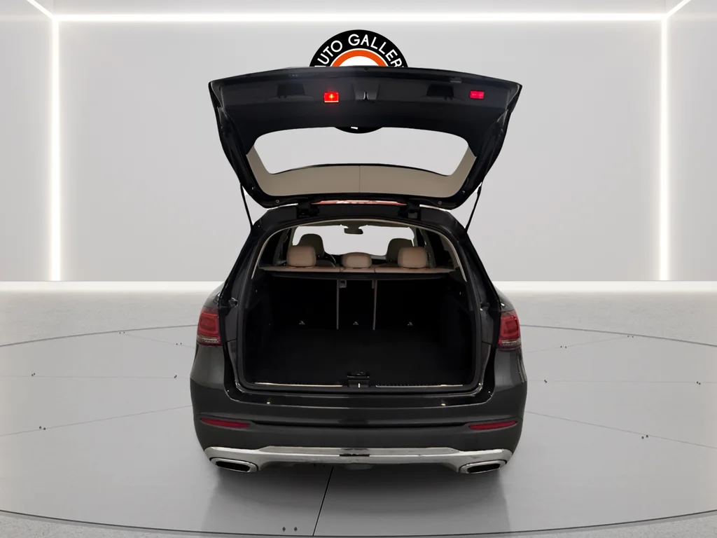 Used 2020 Gray Mercedes-Benz GLC 300 image 28