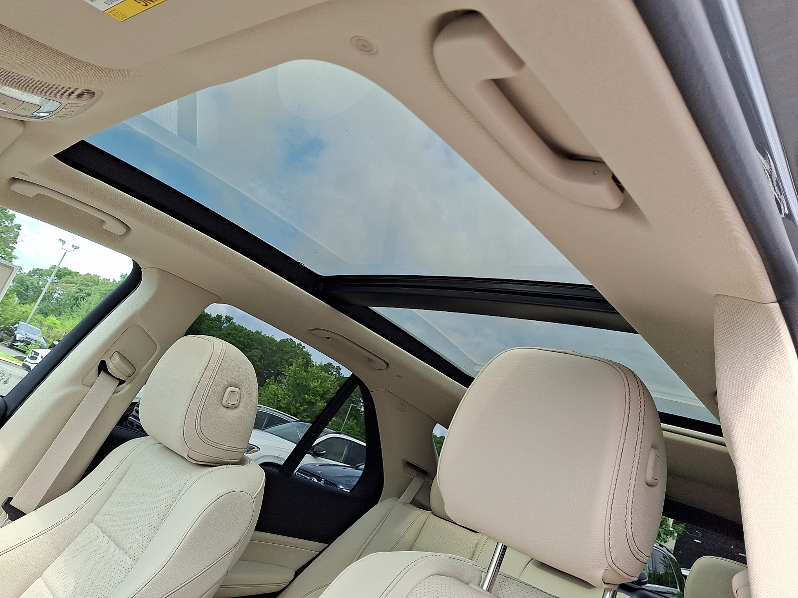 New 2026 Selenite Grey Metallic Mercedes-Benz GLE 350 image 9