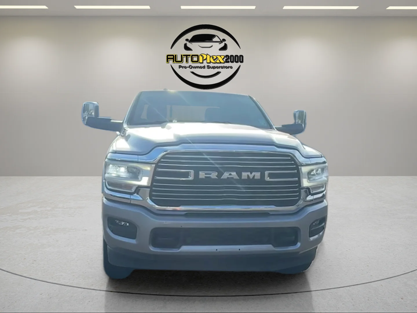 Used 2021 Silver Ram Laramie image 2