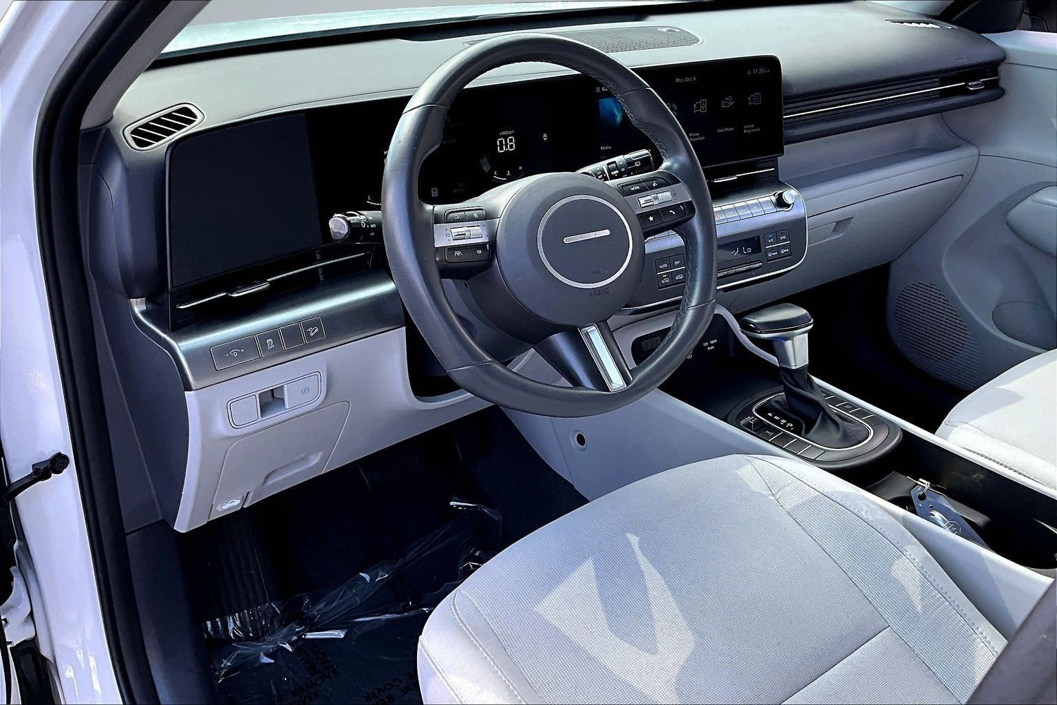 Certified Used 2025 White Hyundai SEL image 14