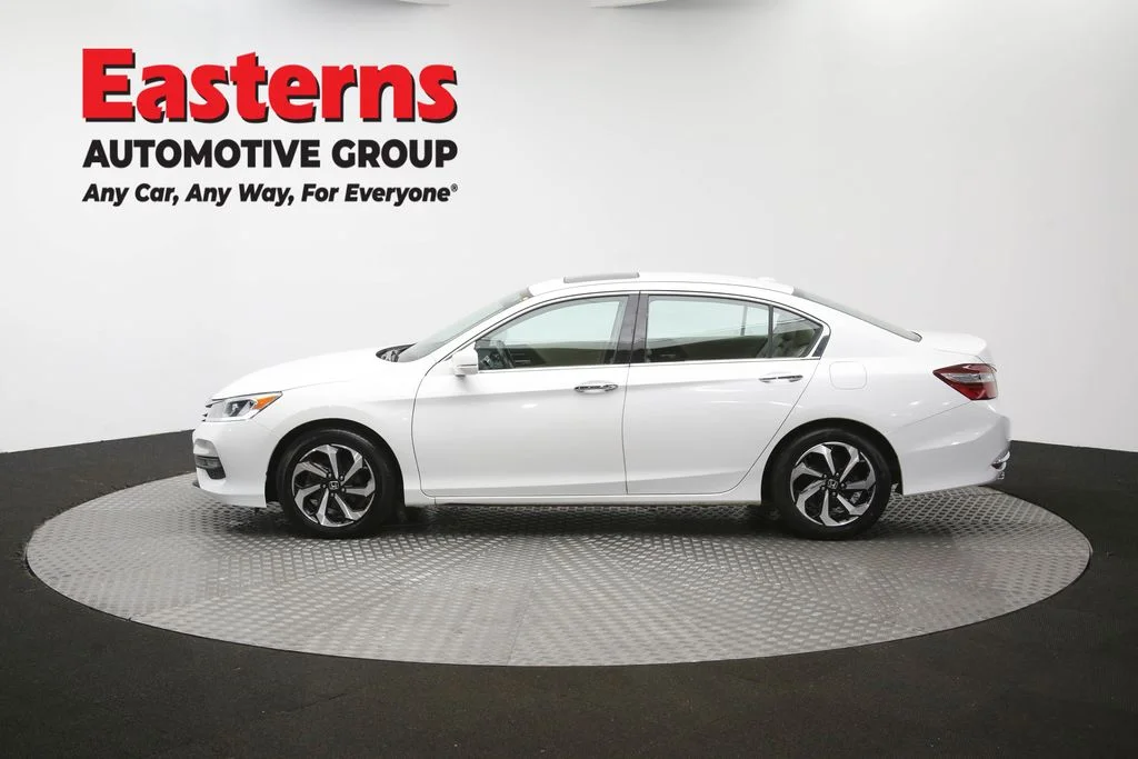 Used 2017 White Honda EX-L image 61