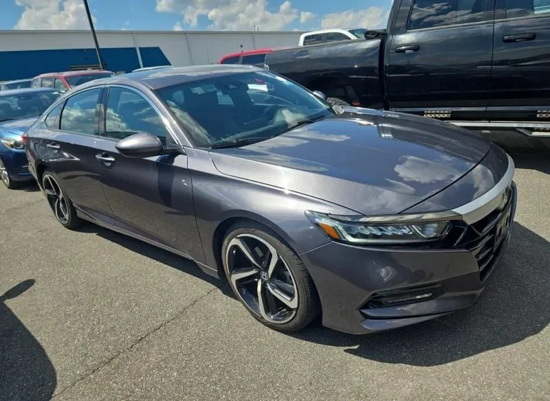 Used 2018 Modern Steel Metallic Honda Sport 1.5T image 2