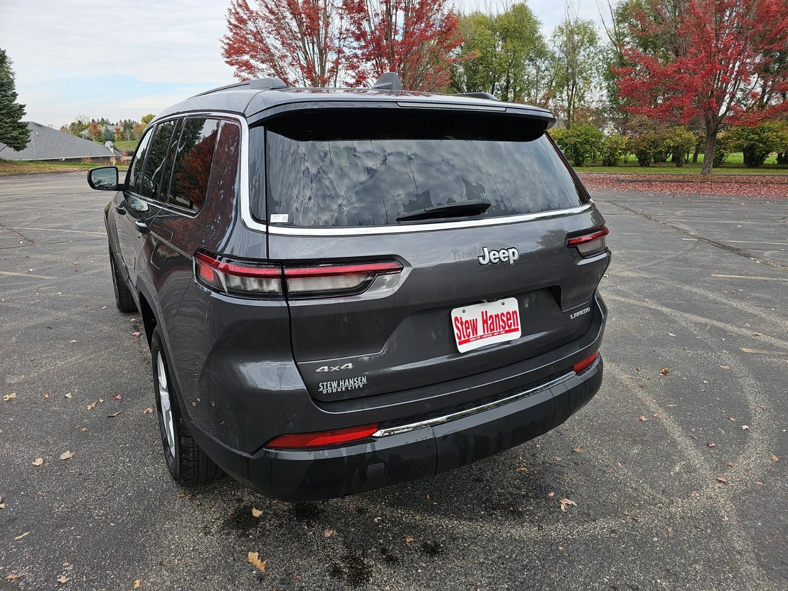 Certified Used 2025 Baltic Gray Metallic Clearcoat Jeep Laredo image 3