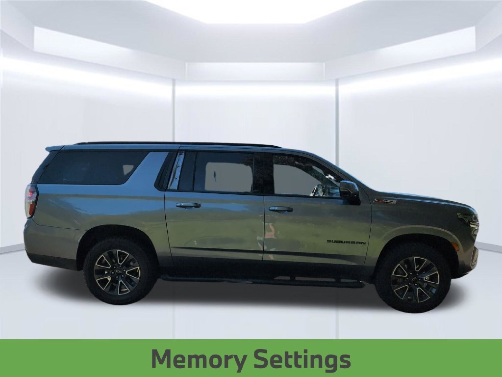 Used 2022 Gray Chevrolet Z71 image 14