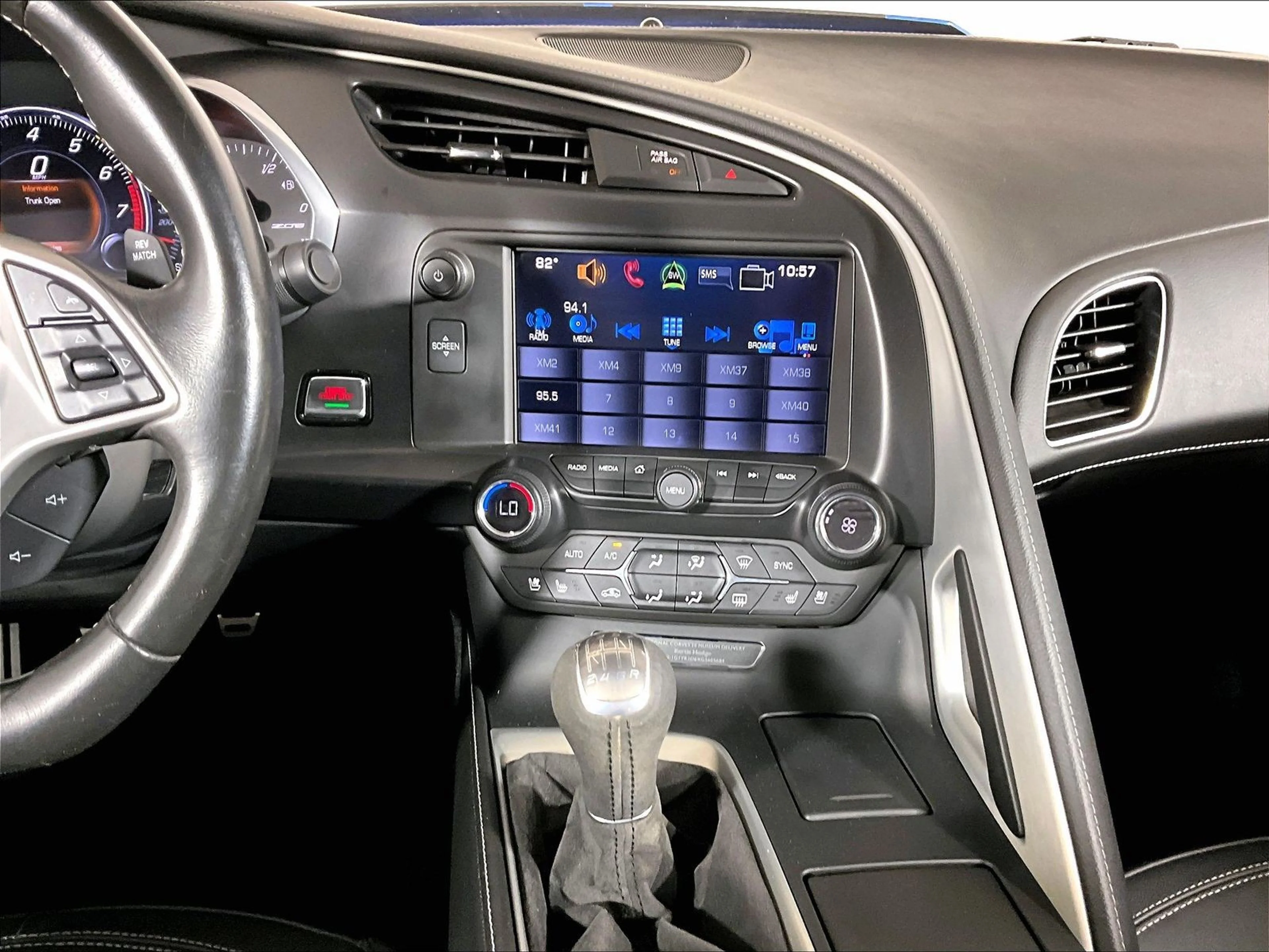 2016 Chevrolet Corvette 2LZ - Photo 14