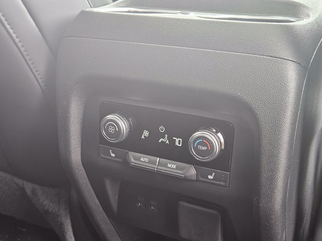 2026 GMC Acadia AT4 - Photo 17