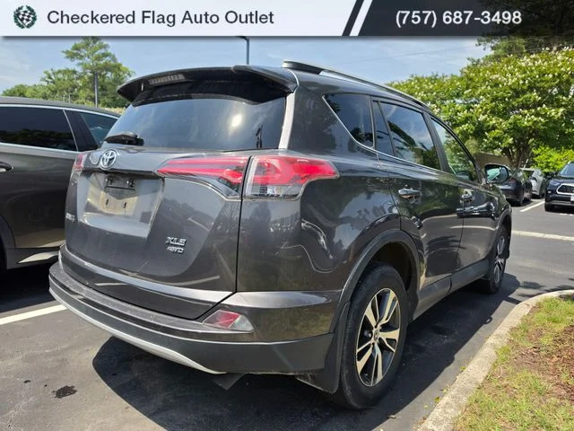 Used 2016 Magnetic Gray Metallic Toyota XLE image 6