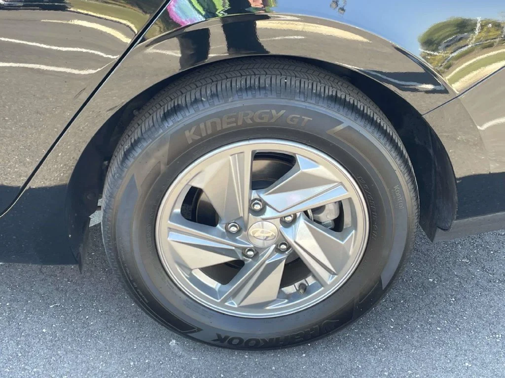 Certified Used 2026 Black Hyundai SE image 2