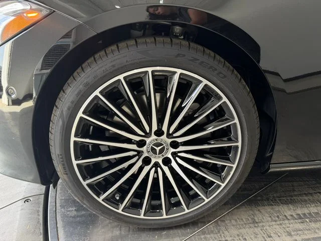 New 2026  Mercedes-Benz C 300 image 10