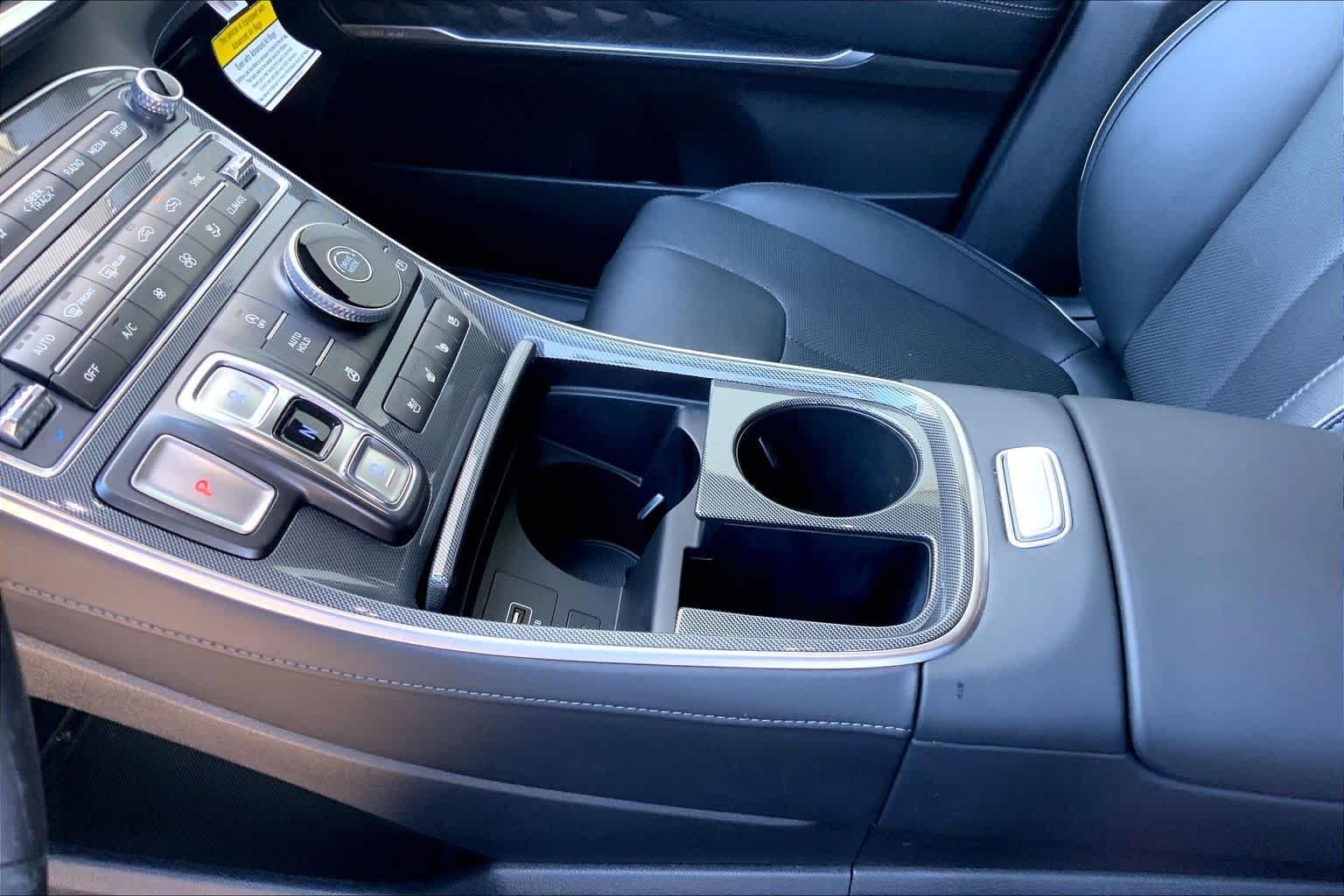 Used 2022 Portofino Gray Hyundai Limited image 15