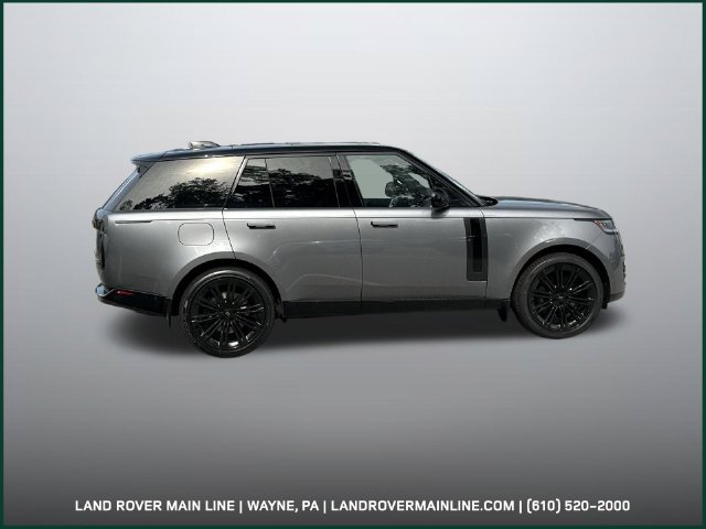 New 2027 Eiger Grey Land Rover SE image 6