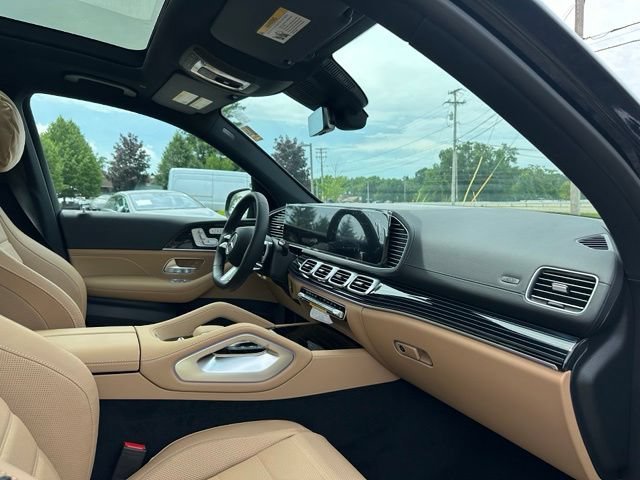 New 2026 Black Mercedes-Benz GLS 450 image 71