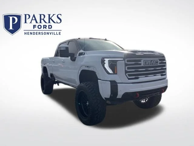 Used 2026 White GMC AT4 image 1