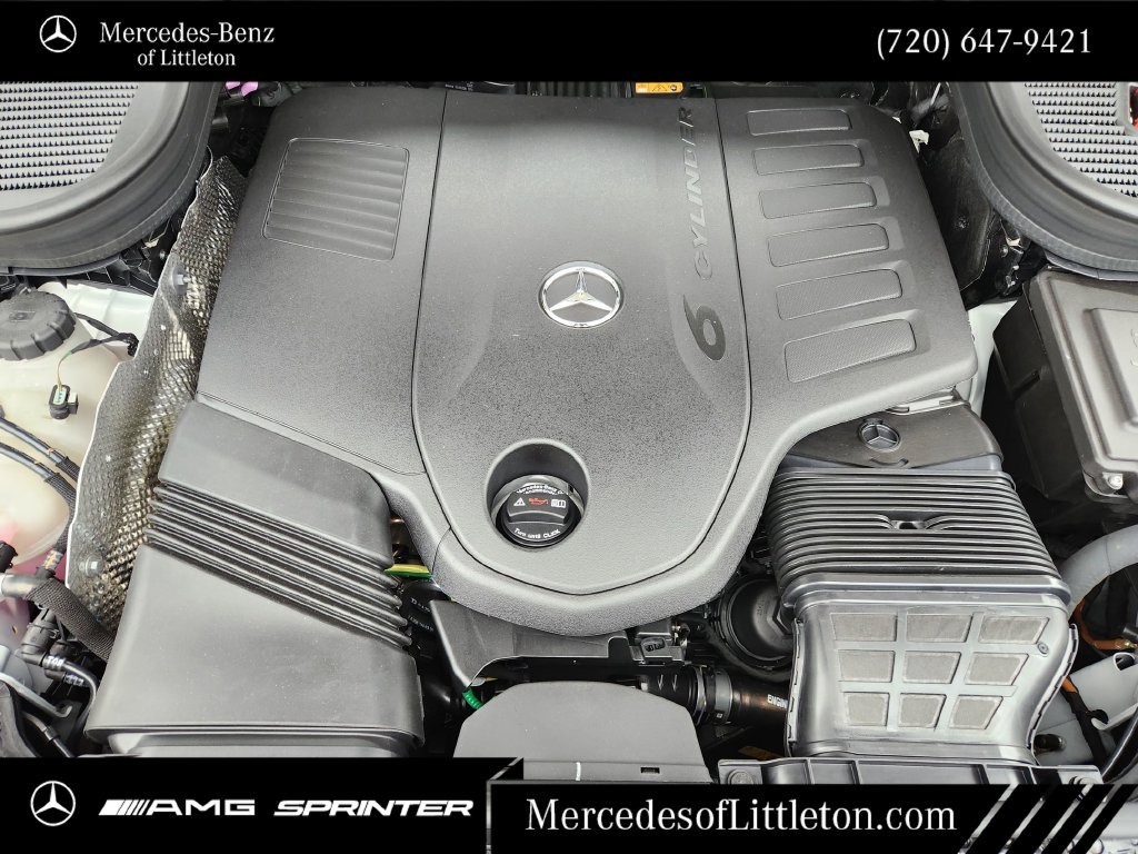 New 2027 MANUFAKTUR Moonlight White Metallic Mercedes-Benz GLE 450 Coupe image 28