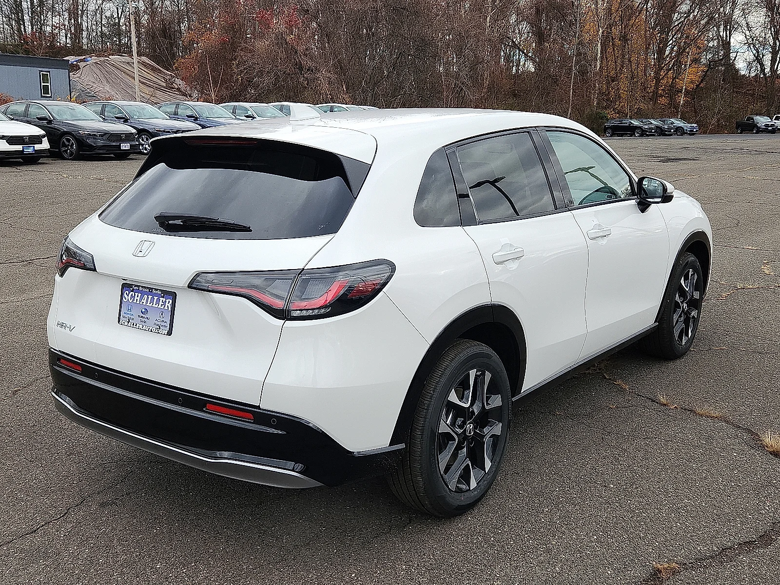 New 2027 Platinum White Pearl Honda EX- AWD image 4