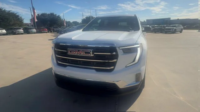 2026 GMC Acadia Elevation - Photo 3