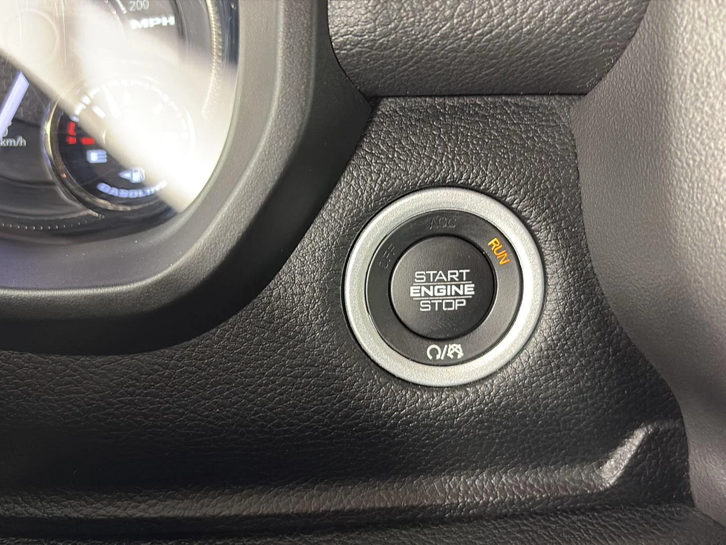 Used 2022 Bright White Clearcoat Ram Rebel image 29
