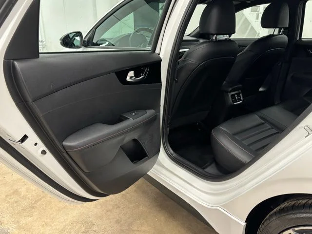 Used 2023 White Kia GT image 14