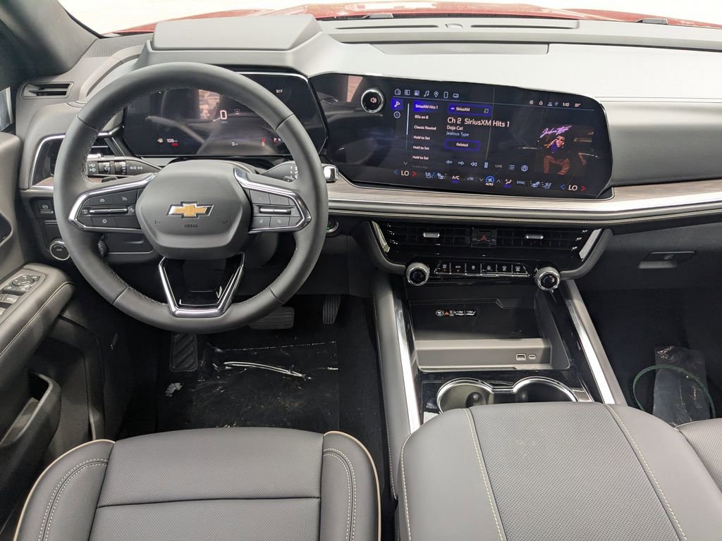 2025 Chevrolet Suburban Premier - Photo 14