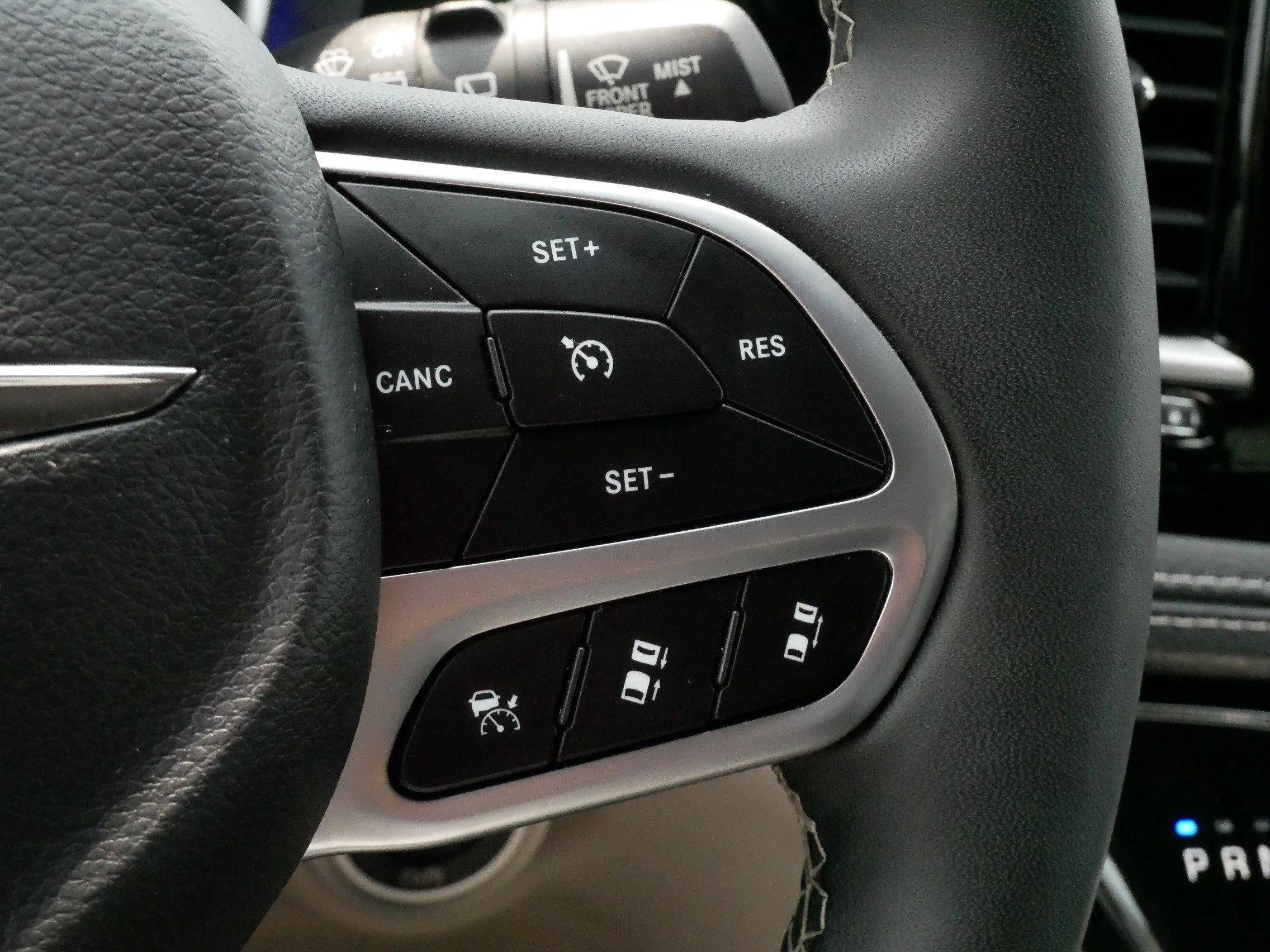 Used 2023 Bright White Clearcoat Chrysler Hybrid Touring L image 25