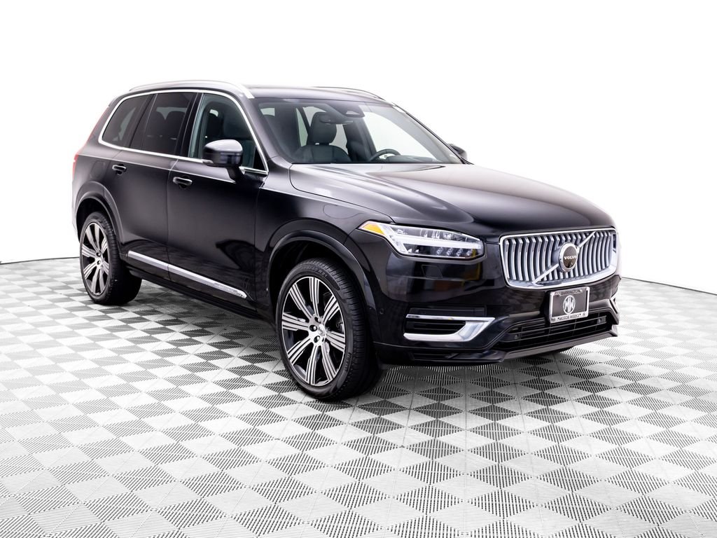 Used 2024 Onyx Black Metallic Volvo Ultimate image 9