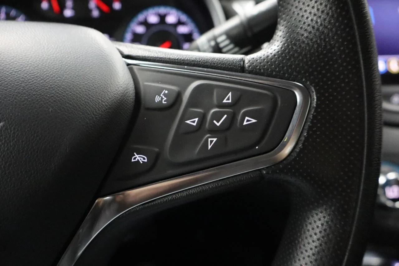 Used 2023 Summit White Chevrolet LT image 15