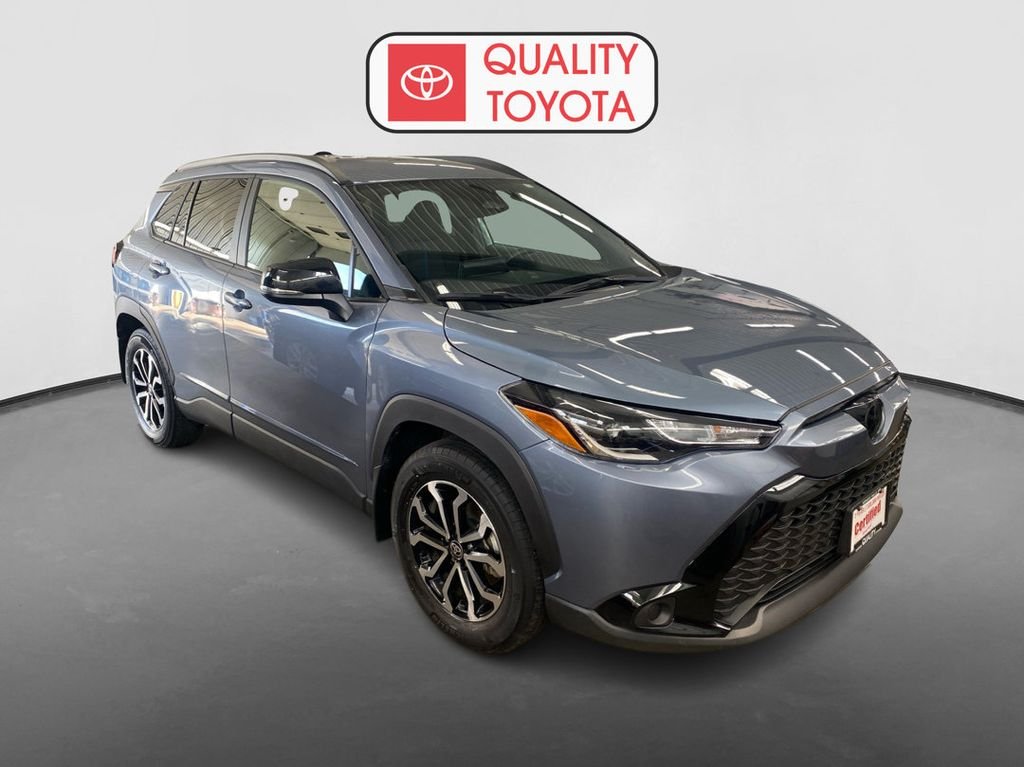 Used 2025 Toyota Corolla Cross SE with VIN 7MUFBABG0SV080152 for sale in Fergus Falls, Minnesota