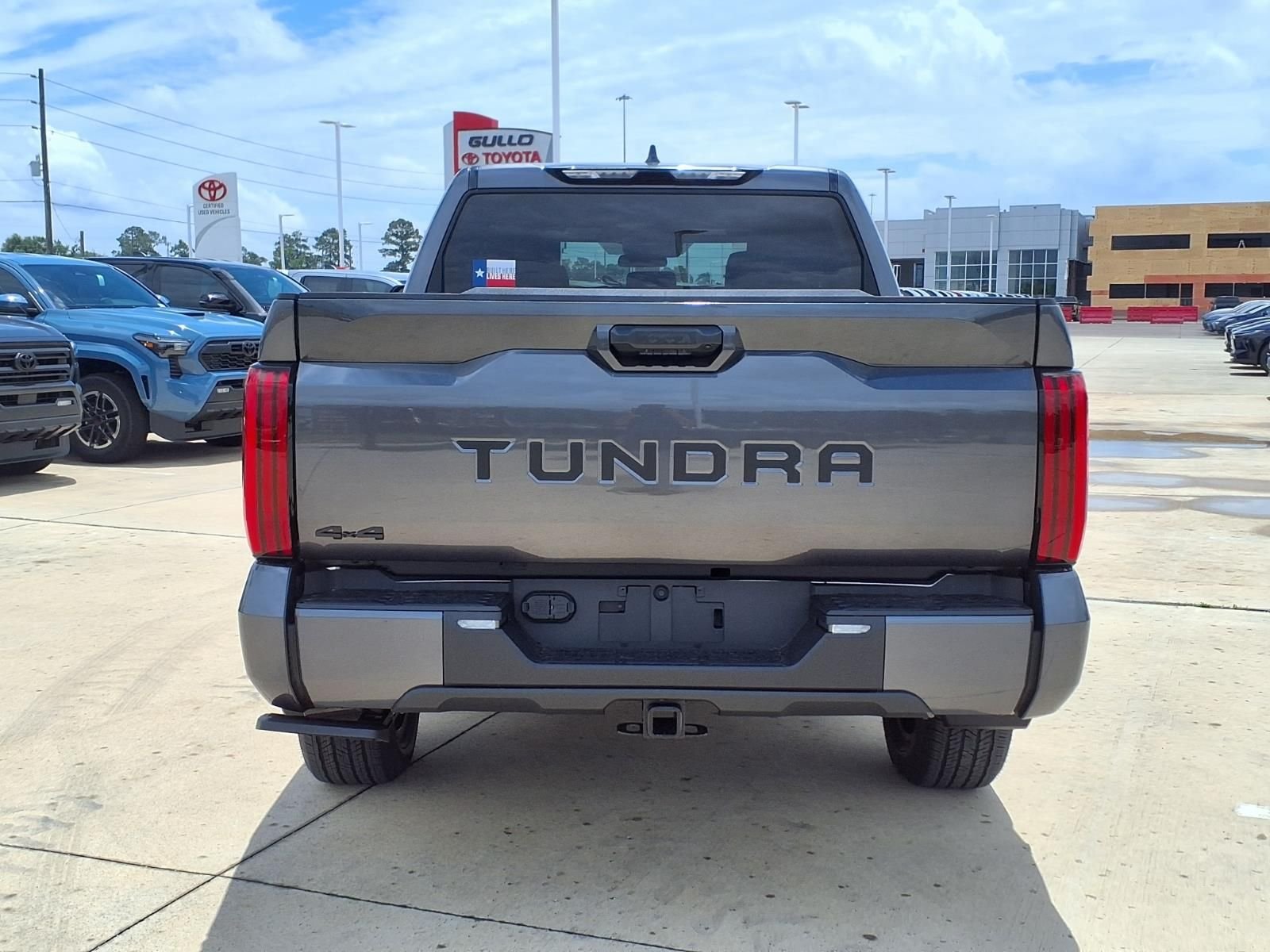 2026 Toyota Tundra SR5 - Photo 7