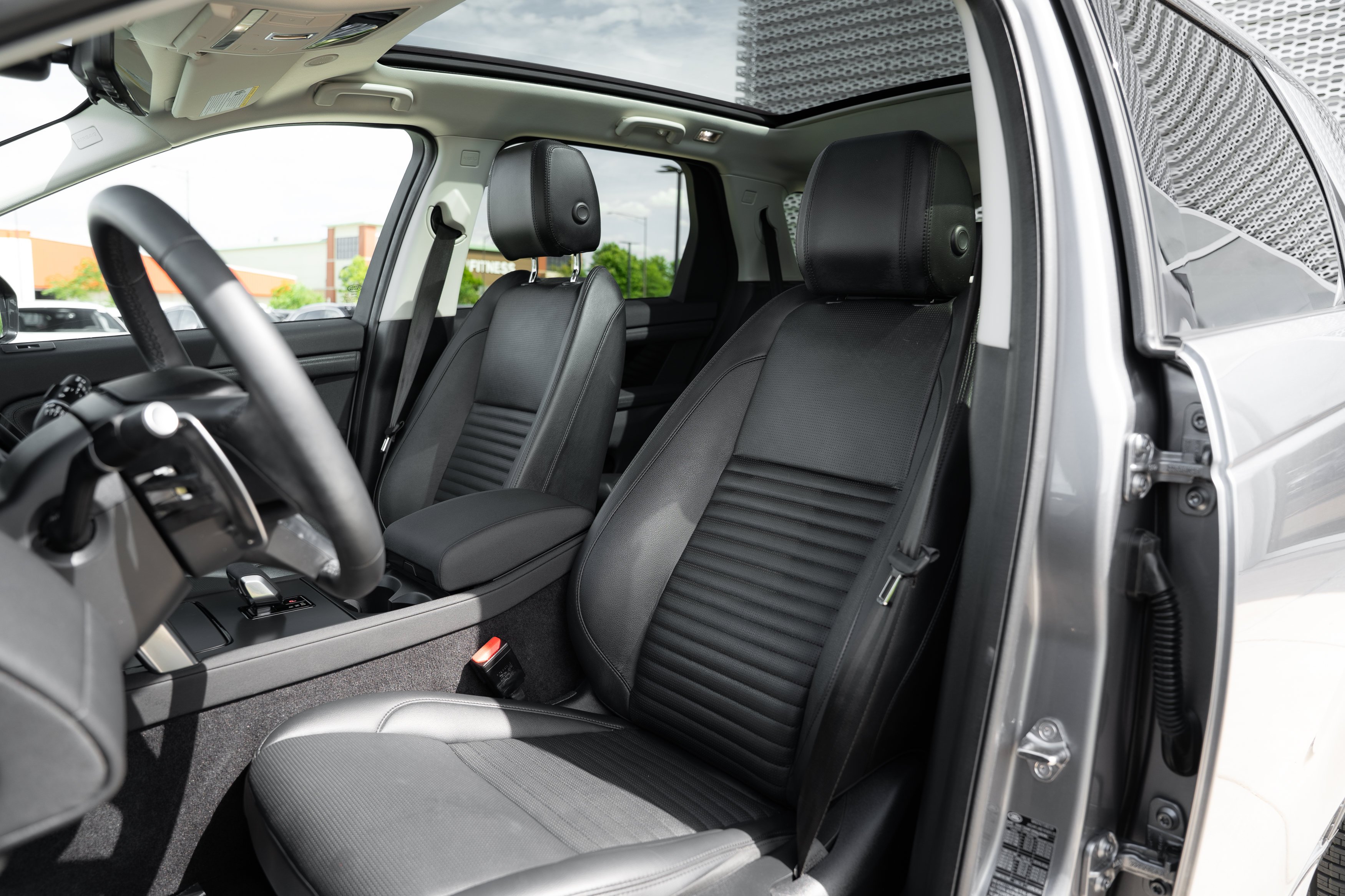 Used 2024 Eiger Gray Metallic Land Rover Core S image 22