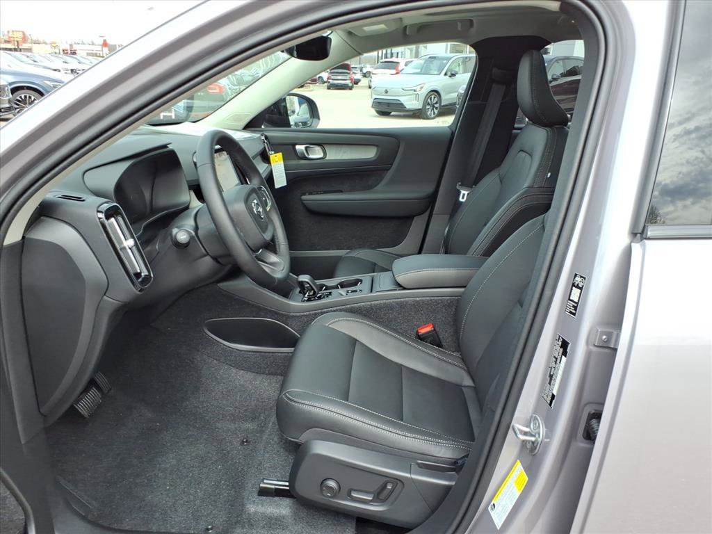 New 2026 Aurora Silver Volvo Core image 11